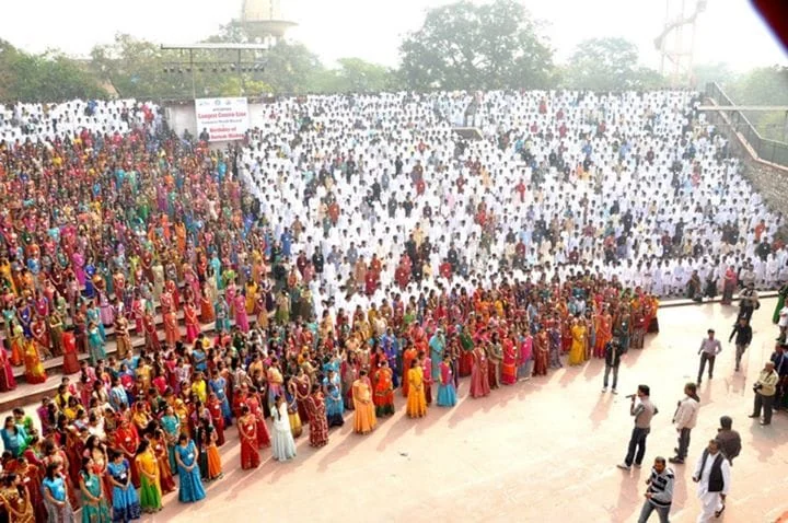 A public ground filled with participants during a civic attempt